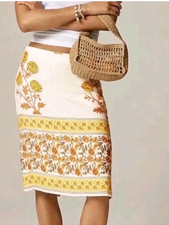 J. Crew Dresses & Skirts - J Crew Knee-length skirt in sunset rose block print CK635 NWT Size 8